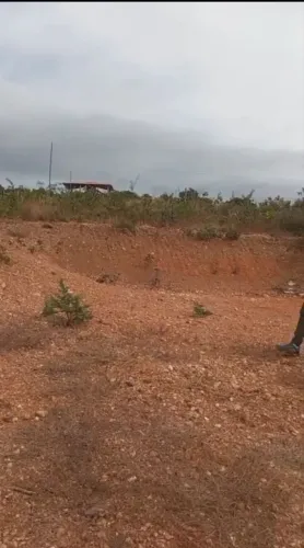 Vendo ou troco terreno em Santana do riacho 