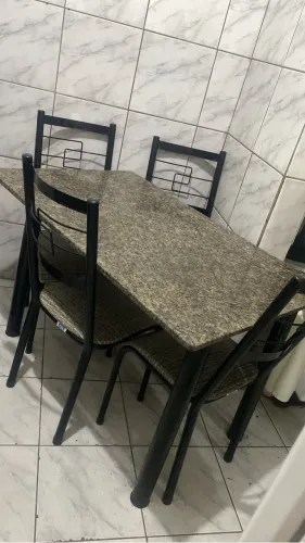 Mesa de mármore