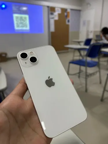 iPhone 13 128GB Branco - 89% Bateria | iCloud Livre