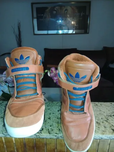 Vendo tênis Adidas Originals AR 2.0 Winter raro comprado Orlando 