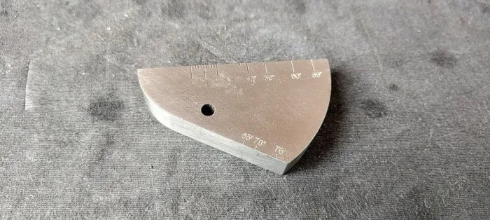 Bloco de calibração V2 em aço carbono 1018