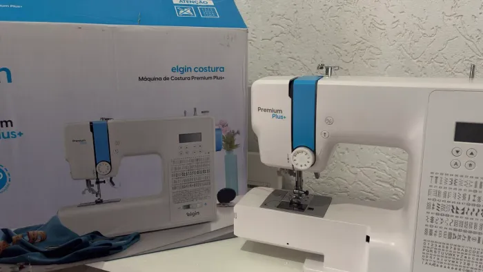 Máquinas de Costura Reta Eletrônica Overlock Doméstica Elgin