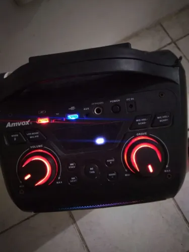 CAIXA DE SOM AMVOX600