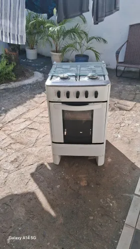 Fogao esmaltec todo em ordem