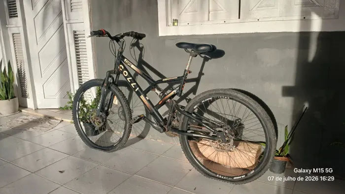 Oportunidade! Bicicleta para conserto ou ferro velho
