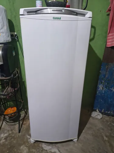 Geladeira Consul 240 litros