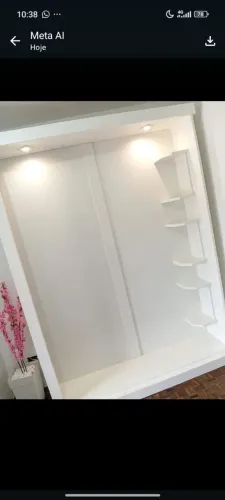 Vitrine e provador de loja