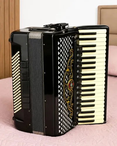 Sanfona acordeon baidi