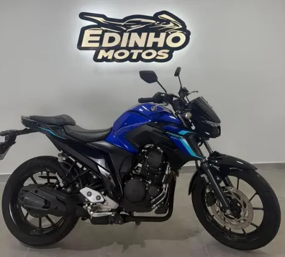 YAMAHA FZ25 FAZER 2024