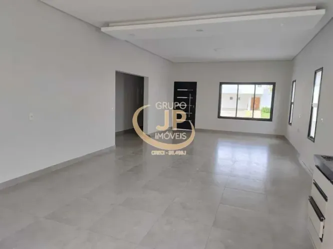 Casa em Cond./ 3 Suítes/ Espaço gourmet/ Quintal/ 2 Vagas/ Pacote 6.200