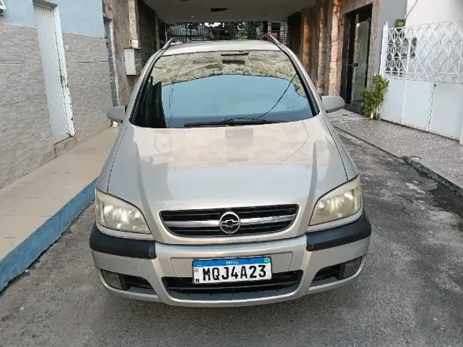 Chevrolet Zafira Elegance 2.0 MPFI Flexpower 8V 5P 2005