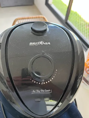 Air Fryer Britânia 2L - Praticidade e Saúde na Cozinha