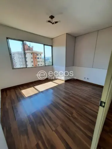 Apartamento à venda, 4 quartos, 2 suítes, 3 vagas, Floresta - Belo Horizonte/MG