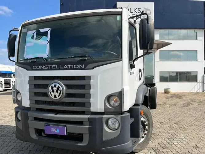 Volkswagen Constellation 18.320 4x2 2023