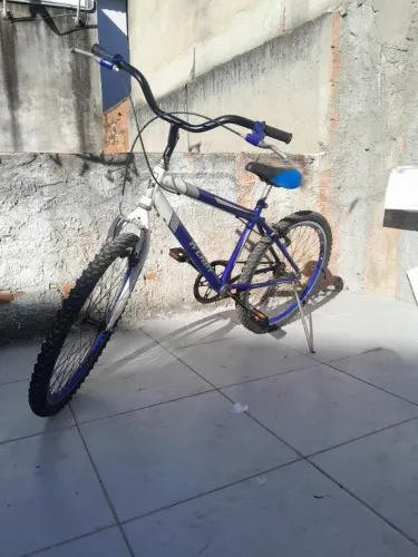 Bicicleta Aro 20 em Excelente Estado