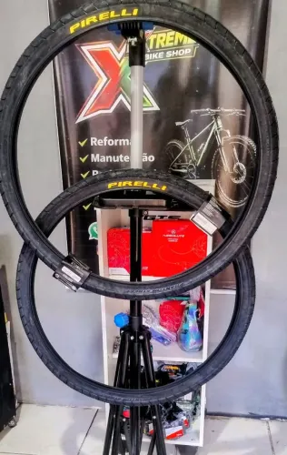 Pneu Pirelli Phantom aro 29 Slick 1.95 novo