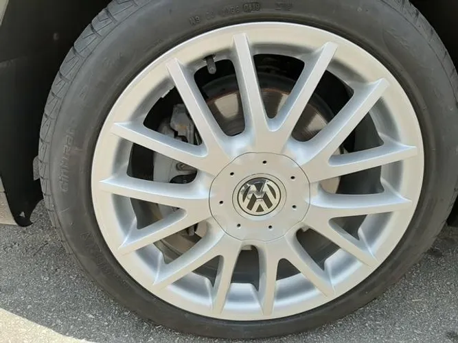 Roda aro 17 Volkswagen Jetta Prata 5X112