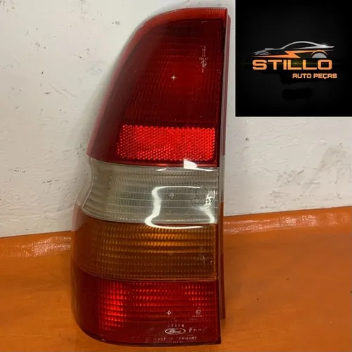 Lanterna Escort Zetec 2000