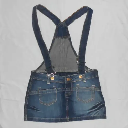Jardineira Coconut Saia Jeans Feminino - Tam. 38 - liquidacao promocao brecho bazar roupas