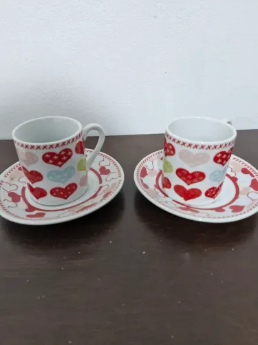 Kit xícaras+ pires DM Brasil (Porcelana)