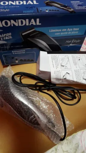 Máquina de corta cabelo mondial completa nova na caixa aceito cartão!