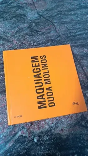Livro Maquiagem de Duda Molinos Usado