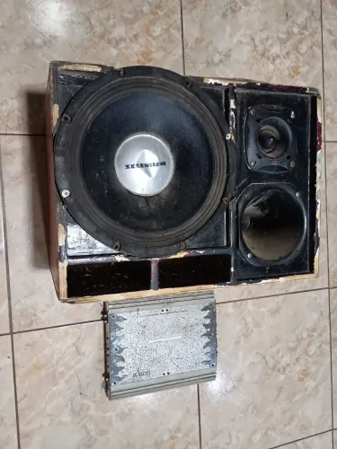 Caixa de som para carro 