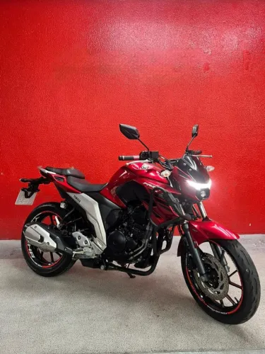 Vendo Fz25 / 2024
