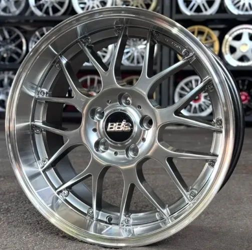 Rodas BBS RS GT aro 18 furação 5x120
