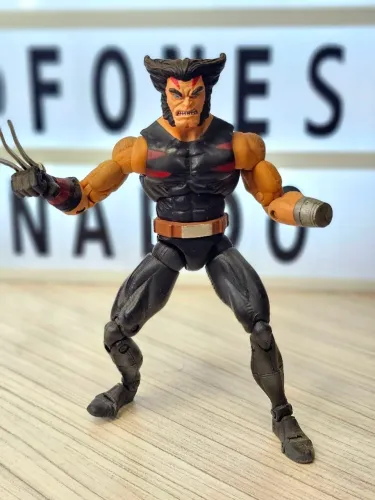 Marvel Legends Wolverine Era do Apocalipse