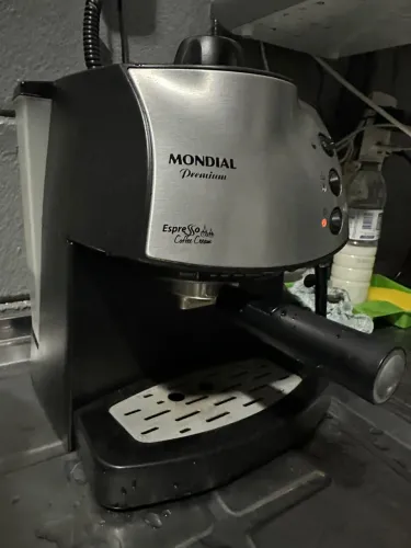 Cafeteira Espresso Mondial Premium