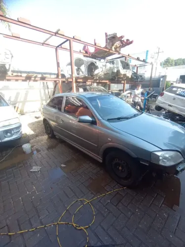 Sucata Astra 2003 2.0 8v Cambio F17