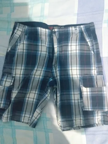 Bermuda Xadrez Azul com Branco