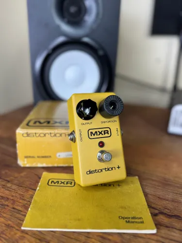 Pedal MXR Distortion + Vintage Anos 70