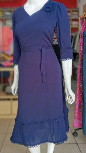 Vestido social azul marinho