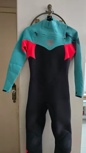 Roupa para surf manga e calça longa Rip Curl Flash 