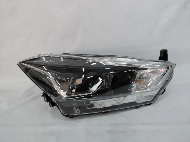 Farol Nisan Kicks 2022/2024 direito Full Led com reator COM DETALHE