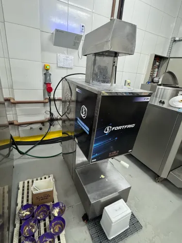 Máquina produtora de sorvete e açaí