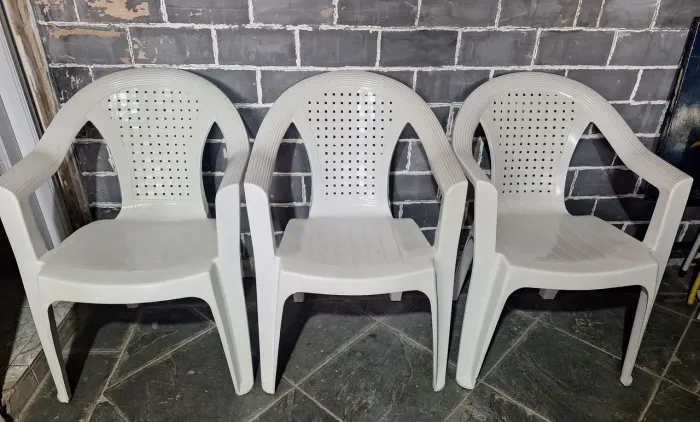 3 Poltronas de Plastico das Antigas + Resistente!