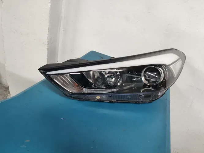 FAROL new Tucson 2017/2021 lado esquerdo original 