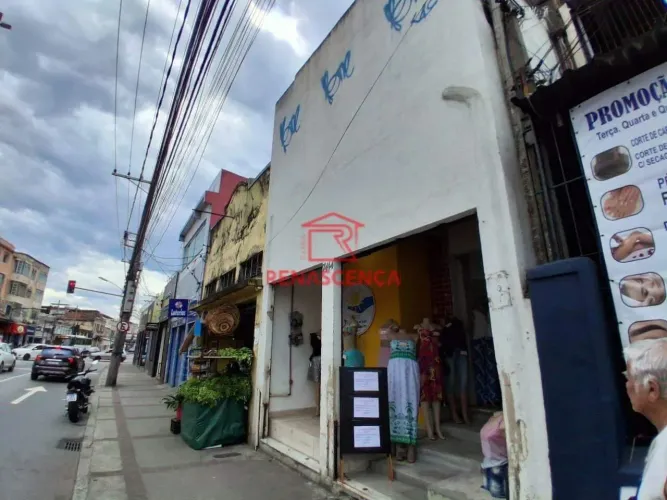 Sala Comercial na Abolição Avenida Dom Hélder Câmara.