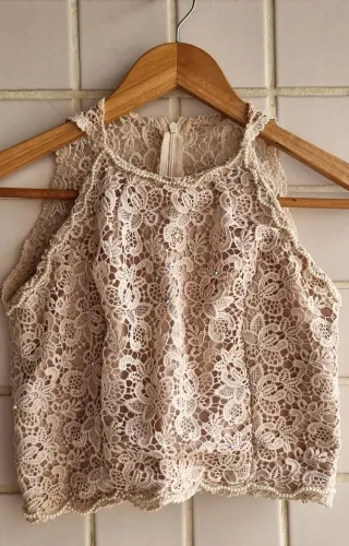 CROPPED renda bege lindo!