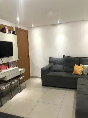 Apartamento à venda com 2 quartos no condomínio Santa Lúcia, Guarulhos - SP