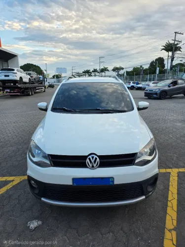 Volkswagen Crossfox 1.6 MI Total Flex 8V 5P 2013