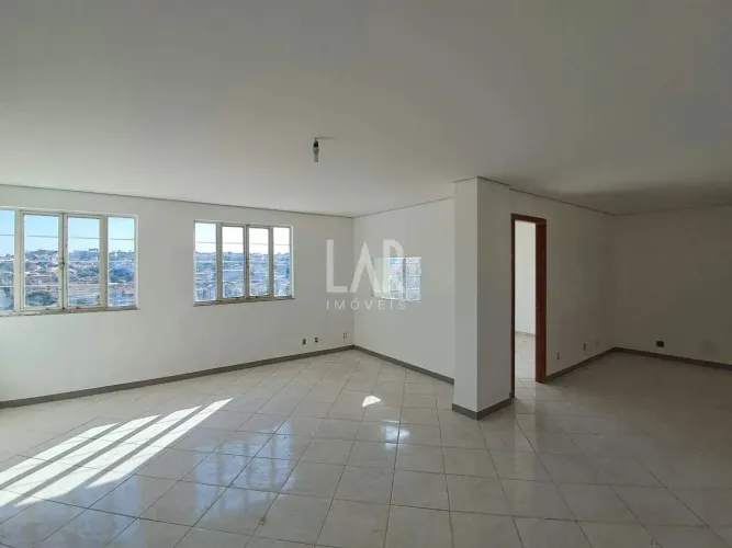 Galpão à venda, 4 vagas, Floramar - Belo Horizonte/MG