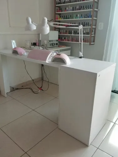 Mesa para alongamento de unha 