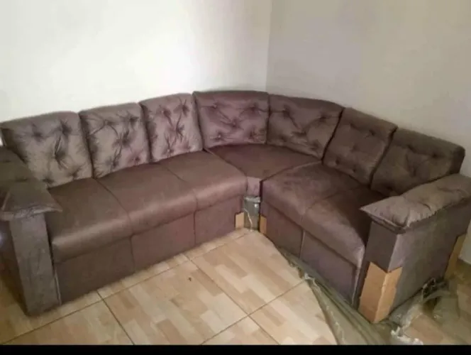 Sofá de canto com braço