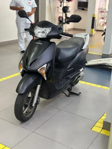 Lead 2013 Impecável, 58.000KM, toda revisada. Só comprar e andar.