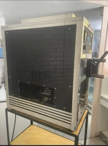 Vendo 2 Máquinas, uma para Açaí e outra para Sorvete muito novas com NF !