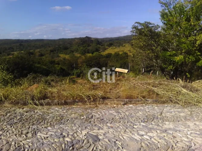 CONDOMÍNIO CAMINHO DA SERRA